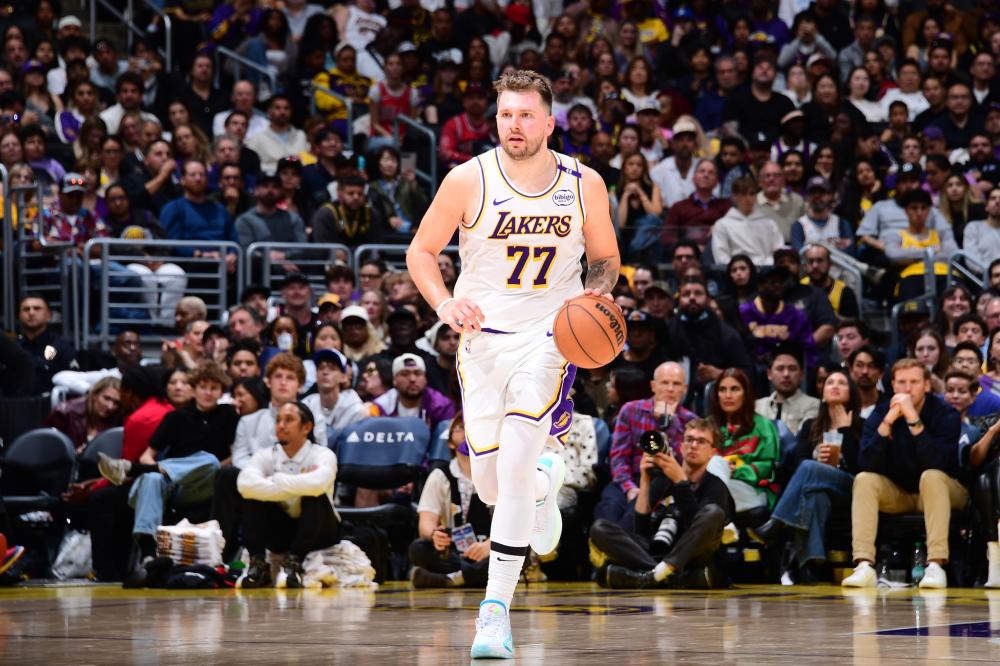 虽然脚步灵 虽然脚步灵