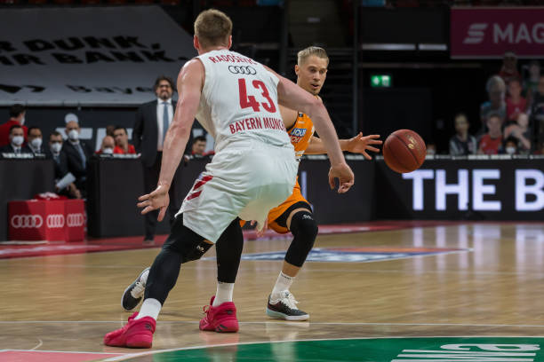 潜移默化的 潜移默化的